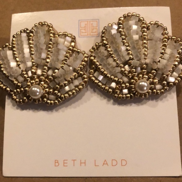 New Beth Ladd Beaded earrings - Picture 1 of 2